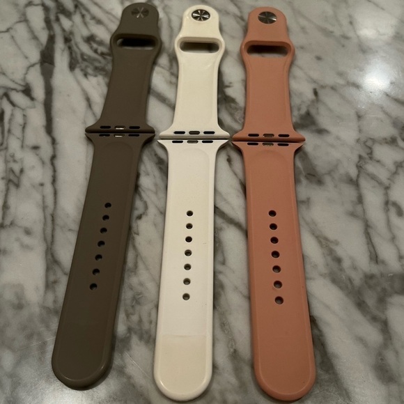 3 Apple Watch 42mm Bands - Picture 2 of 4